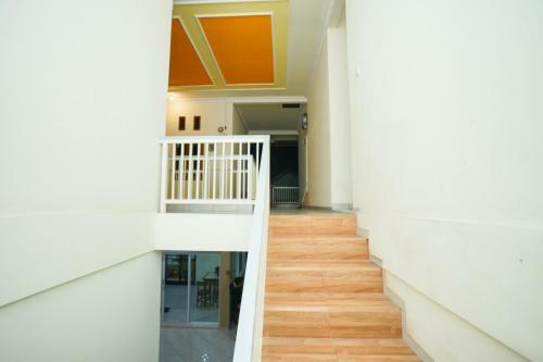 Hotel Oyo 1642 Penginapan Anggrek Syariah 2