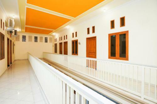 Hotel Oyo 1642 Penginapan Anggrek Syariah 2
