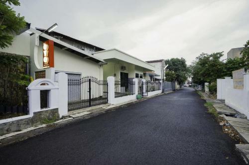 Hotel Oyo 2004 Penginapan Bidara Syariah
