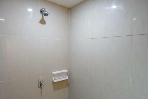 Reddoorz Plus Near Hotel Benua Kendari