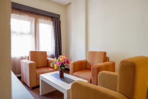 Reddoorz Plus Near Hotel Benua Kendari