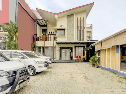 Hotel Oyo 3884 Dixie Syariah Guest House