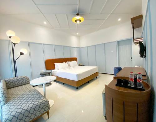 Aron Hotel
