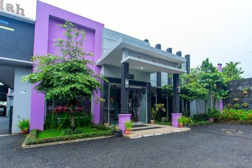Hotel Oyo 3042 Griya Karangsalam Indah