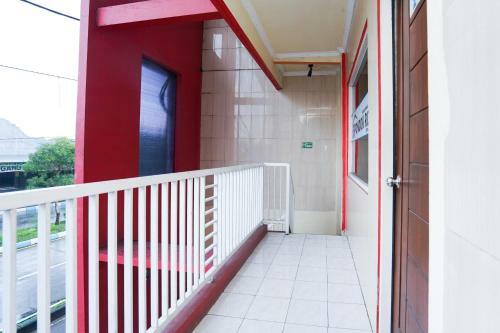 Hotel Oyo 2612 Pondok Rizqi Syariah