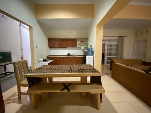 Hotel Omah Inap D24 Syariah Nogotirto