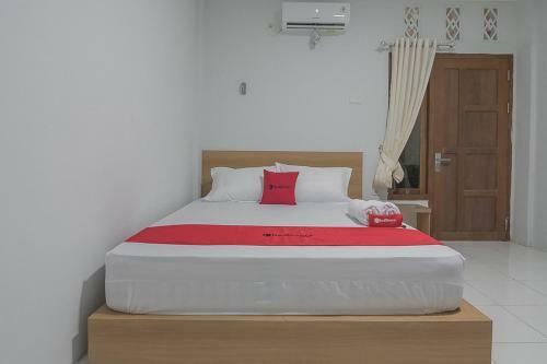 Hostal Reddoorz Near Rsud Dr. Abdul Aziz