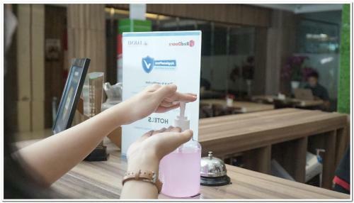 Hostal Reddoorz Near Untag Surabaya
