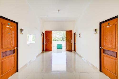 Hotel Oyo Life 89990 Kost Waterfront 75 Sub