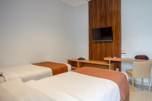 Dinasty Smart Hotel