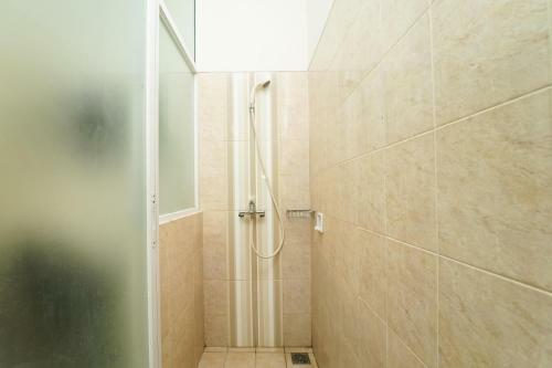 Hostal Koolkost Near Universitas Prasetiya Mulya