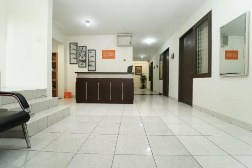 Hostal Koolkost Near Universitas Prasetiya Mulya