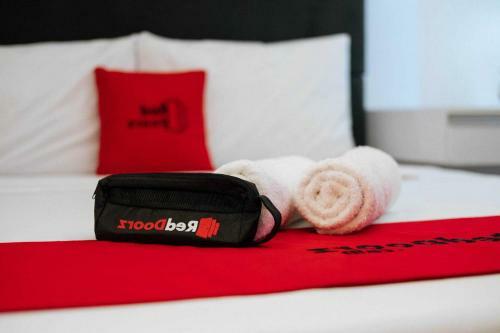 Hotel Reddoorz @ Jalan Pendidikan Mataram