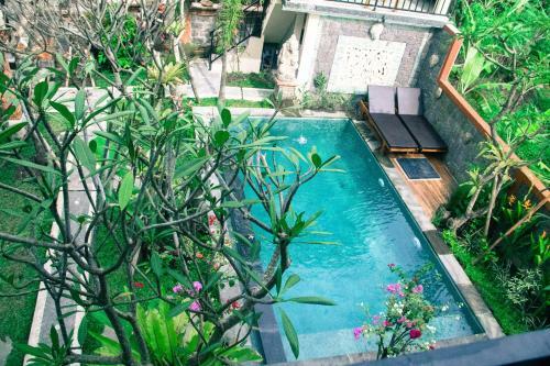 Hostal Kubu Loris Residence