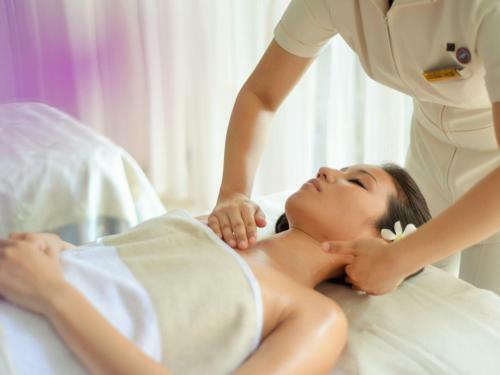 Hotel Spa Resort Exes
