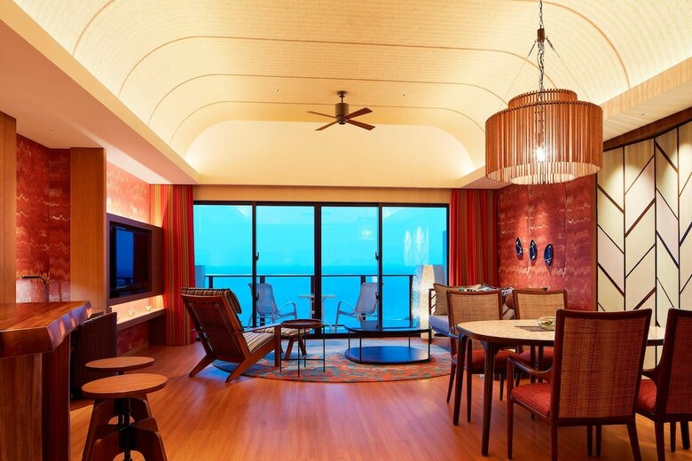 Sunmarina Hotel