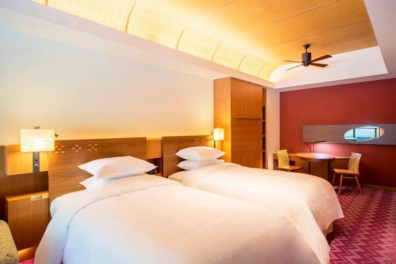 Sunmarina Hotel