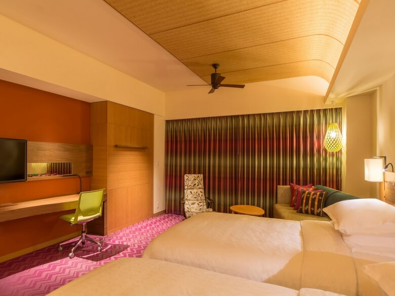 Sunmarina Hotel