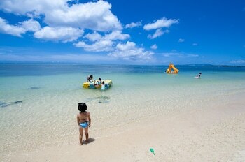 Rizzan Sea Park Hotel Tancha Bay