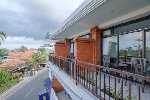 Hotel Grey House 2