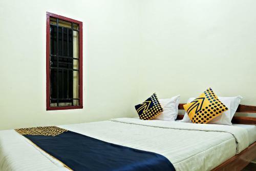 Hotel Spot On 2742 R5 Homestay