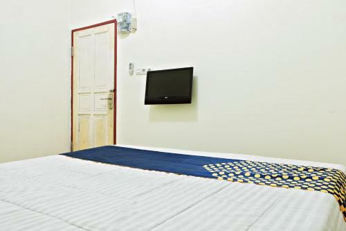 Hotel Spot On 2742 R5 Homestay