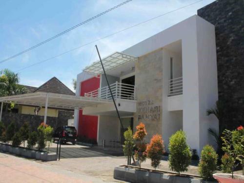 Hotel Kenari Pantai