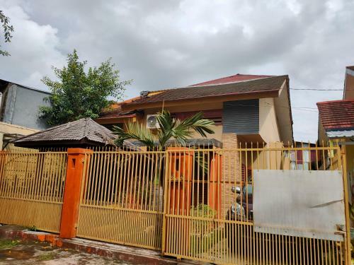 Hotel Oyo 90207 Danty Guest House