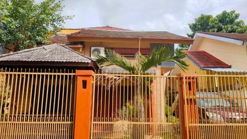 Hotel Oyo 90207 Danty Guest House