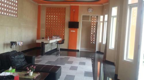 Hotel Oyo 90207 Danty Guest House