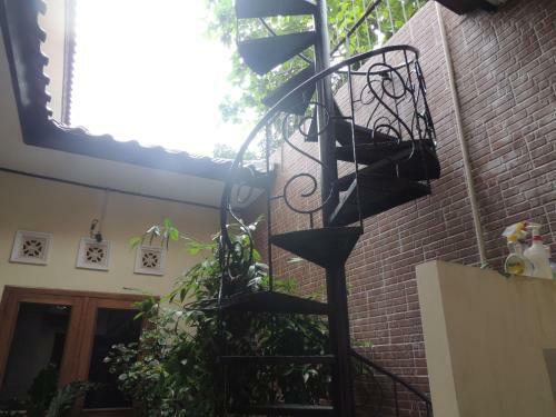 Hostal Omah Ambarukmo