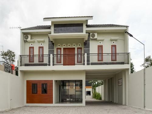 Hotel Oyo 90178 Pangeran Residence