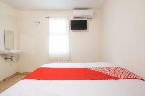 Hotel Oyo 2173 Bnv House Babarsari