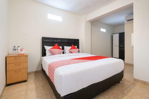 Hotel Oyo 2173 Bnv House Babarsari