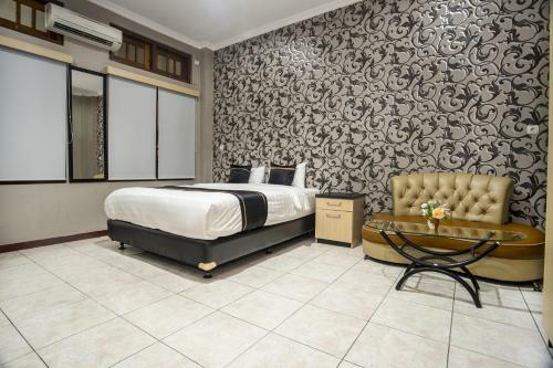 Hotel Oyo 2469 Sutomo Homestay