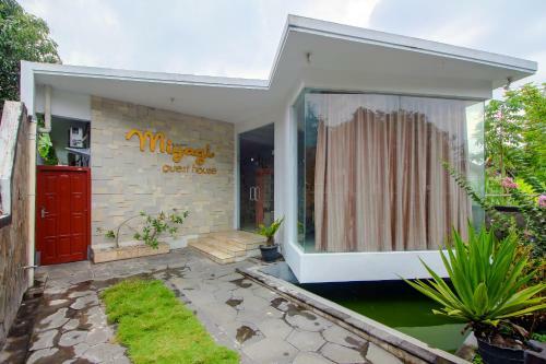 Hotel Spot On 2754 Miyagi Guesthouse
