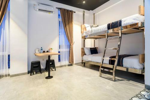 Hotel Oyo 2627 Ratamya Co-living