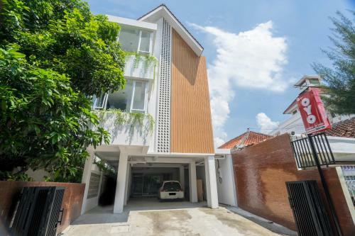 Hotel Oyo 2627 Ratamya Co-living