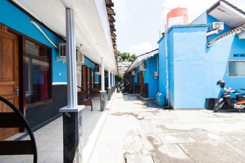 Hostal Reddoorz @ Raya Janti Yogyakarta