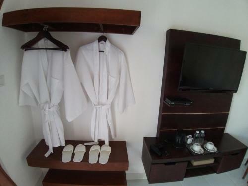 Hostal Adi Abian Villa