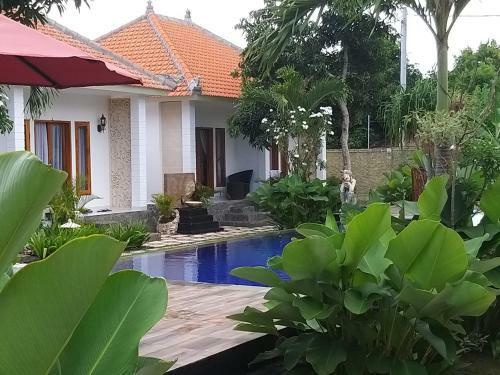 Hostal Adi Abian Villa