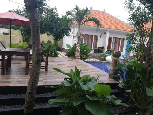 Hostal Adi Abian Villa