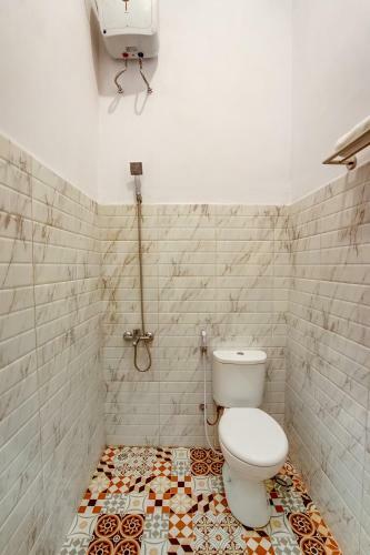 Hotel Oyo 3467 White Residence