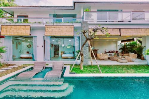 Exclusive Villas Complex 7 Br Seminyak Center W Staff