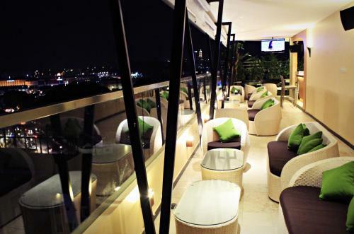 Biz Hotel Batam