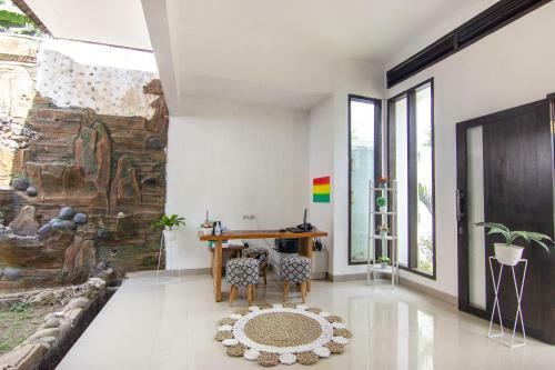 Hotel Oyo 3796 Senggigi Villas