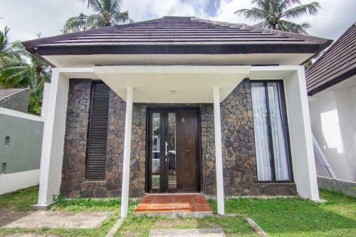 Hotel Oyo 3796 Senggigi Villas