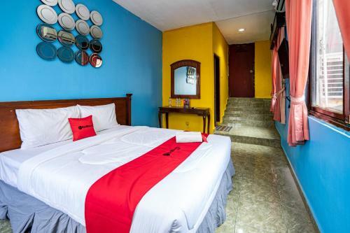 Hostal Reddoorz Near Istana Bogor