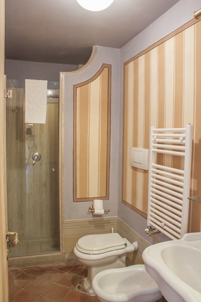 Hotel Castello Costaguti