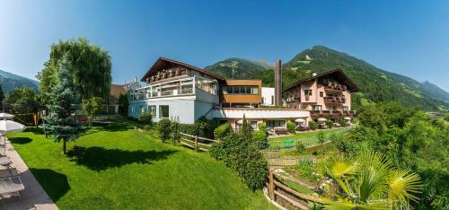 Hotel Alpenhof